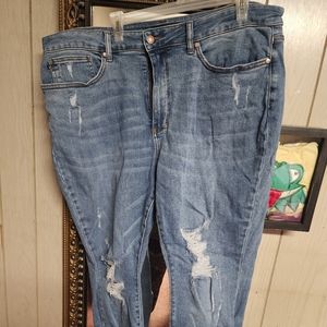 Judy Blue Tummy Control 22w